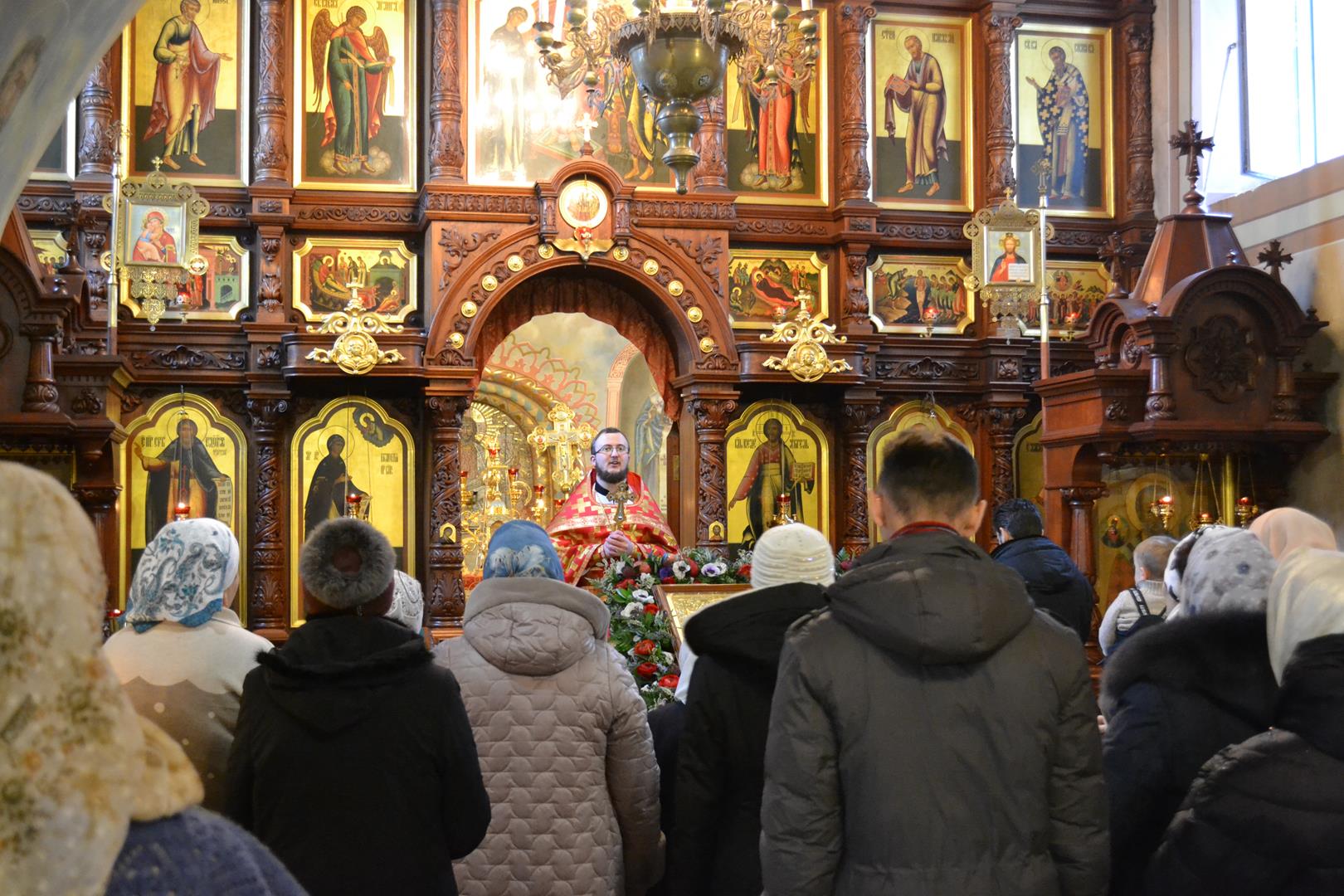 Сидоровское одинцовский. Никольский храм Сидоровское. Никольский храм села Сидоровское. Церковь в Никольском Одинцовский район. Никольском храме в с. Дарьино Одинцовской епархии..